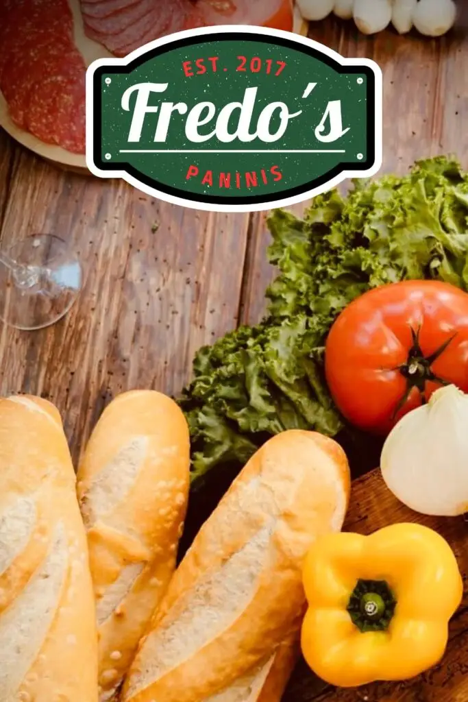 Panini artesanal listo para llevar, Fredo’s – paninis personalizados al instante, Panini caliente con toppings al gusto, Franquicia Fredo’s – comida rápida gourmet